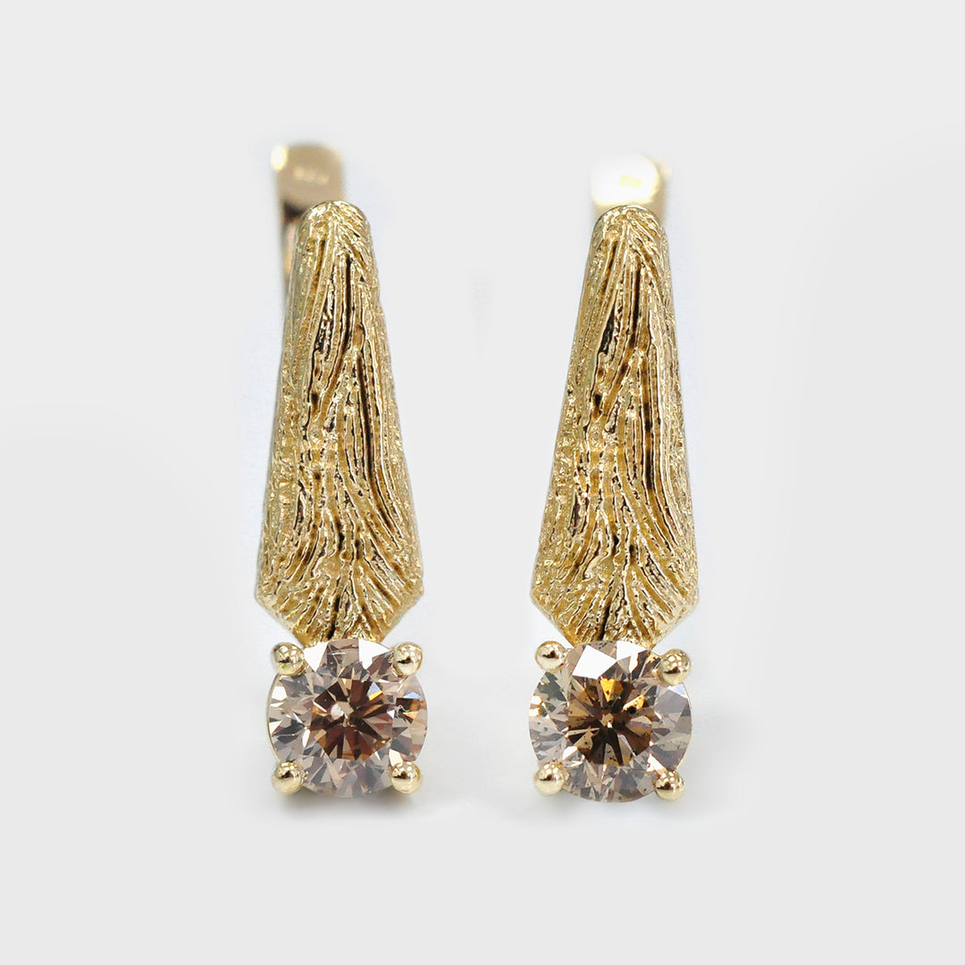 Round Diamond Textured  Yellow Gold Earrings