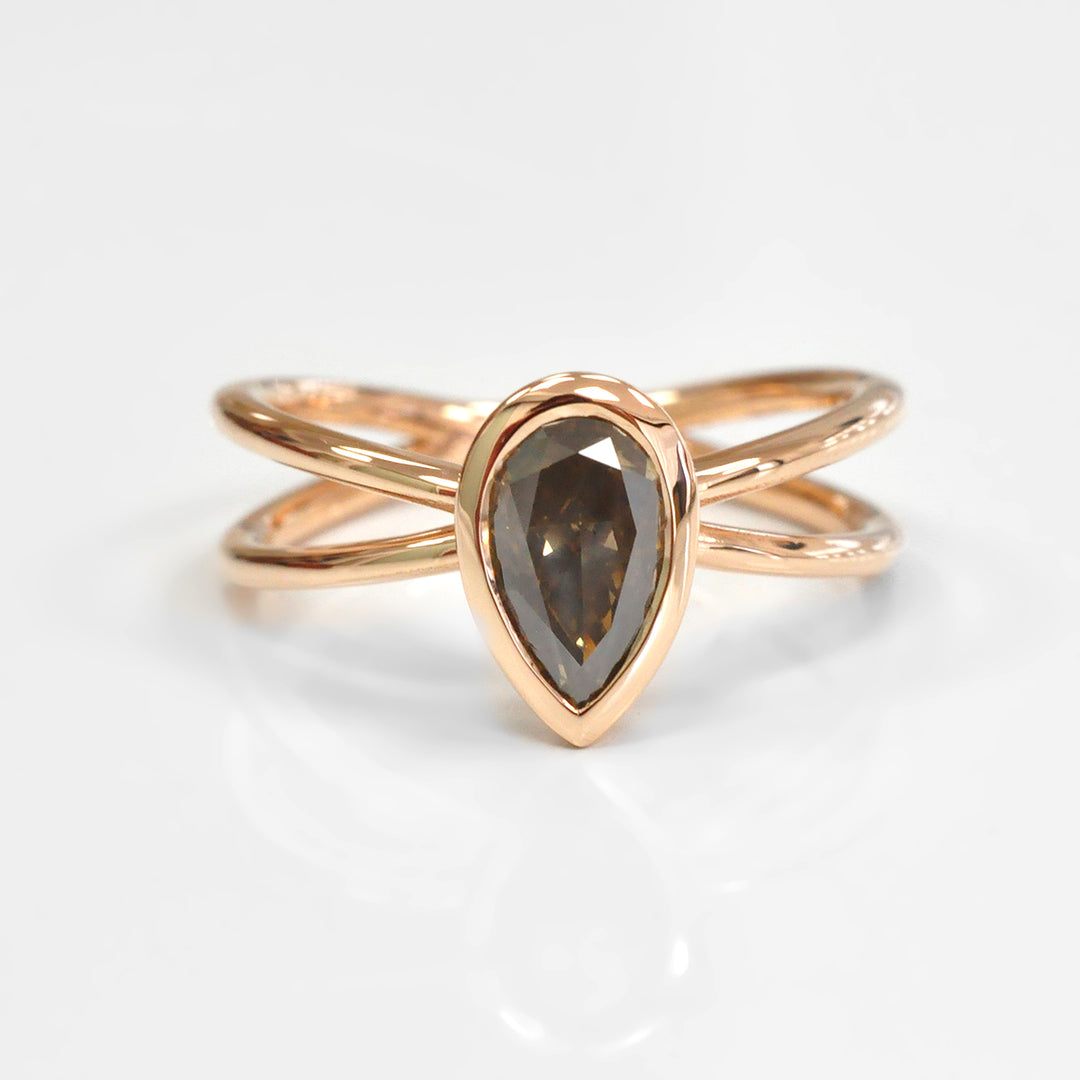 Pear shape Diamond Split Shank Solitaire Engagement Ring