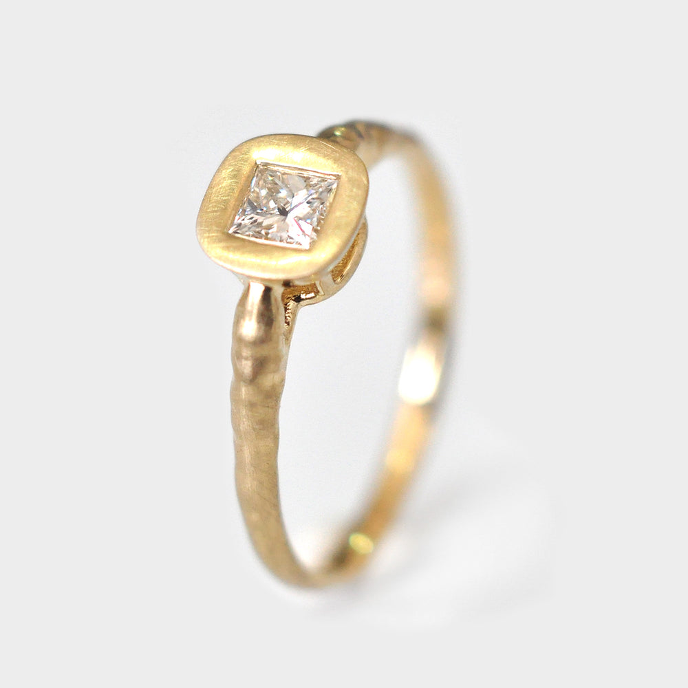 Princess cut Diamond Bezel Set  Yellow Gold ring