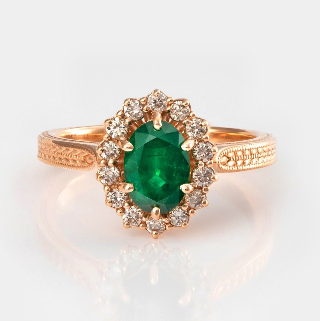 Rose gold Emerald & diamonds vintage style ring