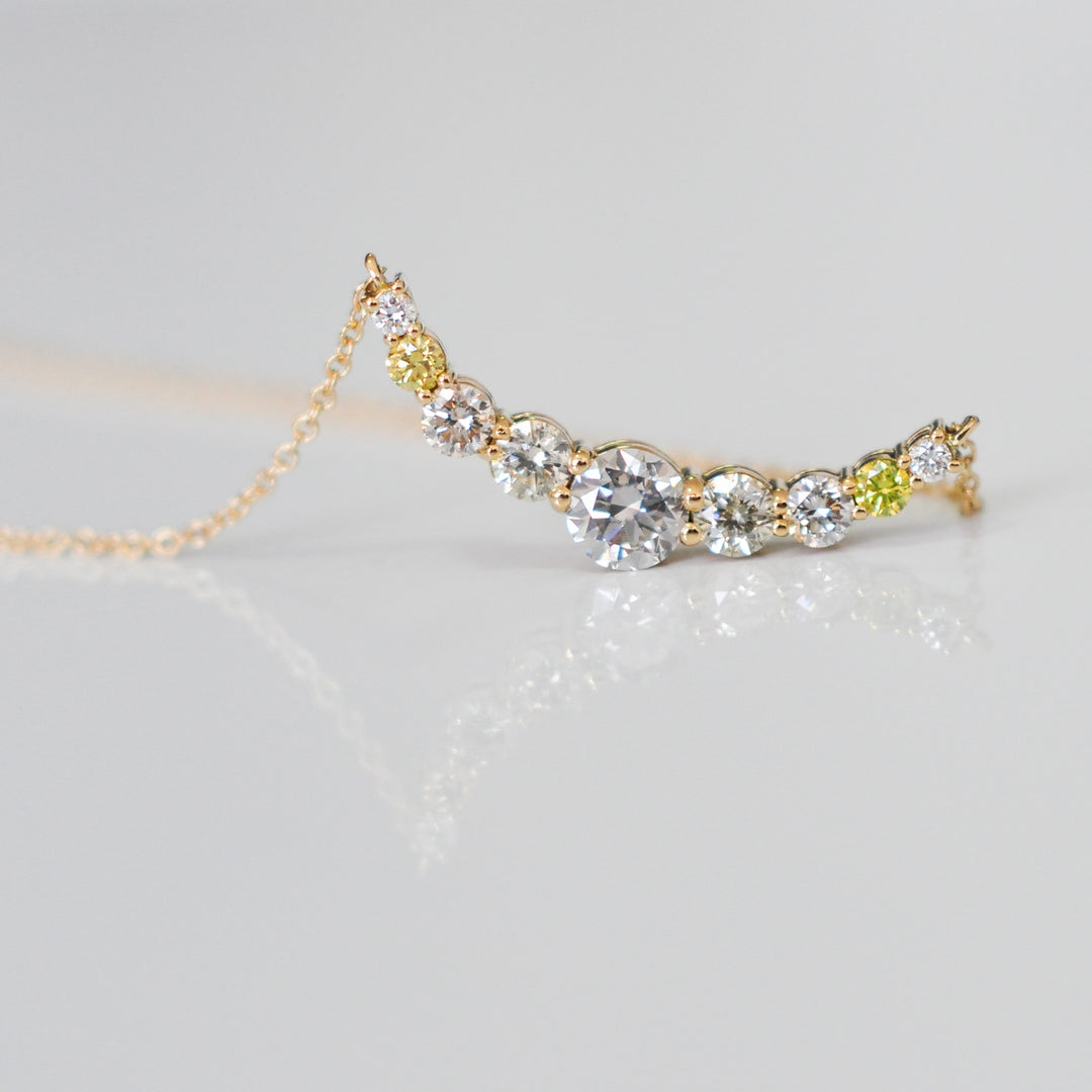 WHITE AND YELLOW DIAMONDS necklace