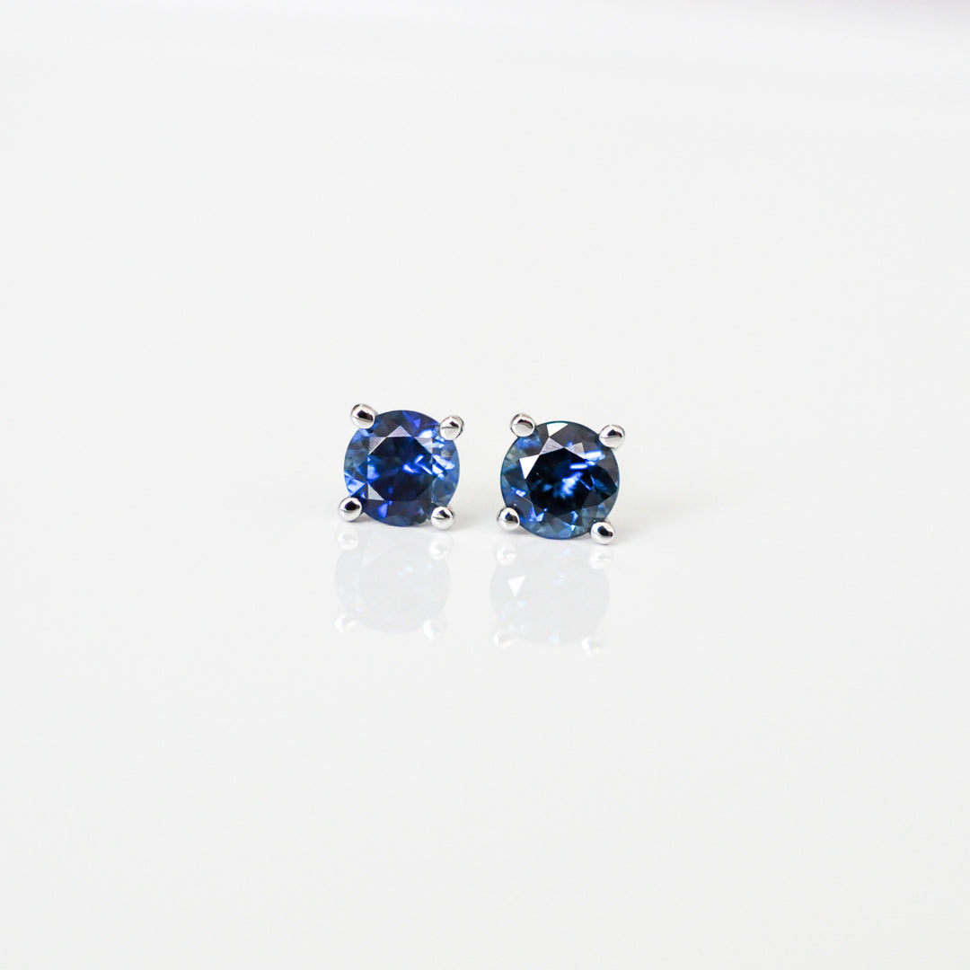 blue sapphire Stud Earrings