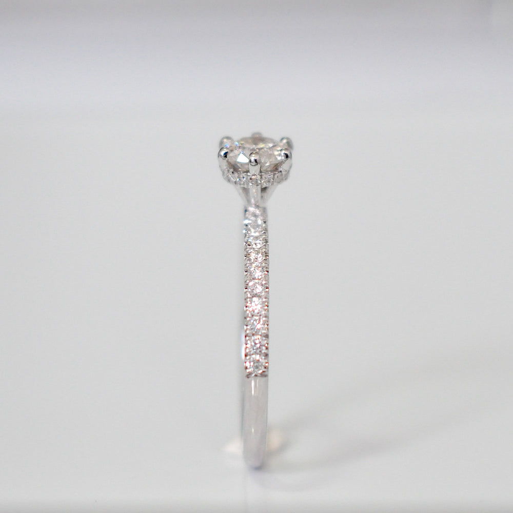 Delicate WHITE GOLD AND DIAMOND 6 prongs engagement Ring